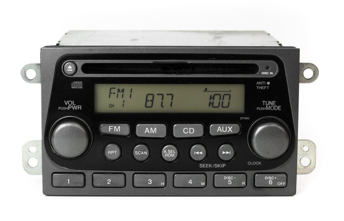 OEM 2003 Honda Element AM FM CD Radio Face 2TW0 Code Included