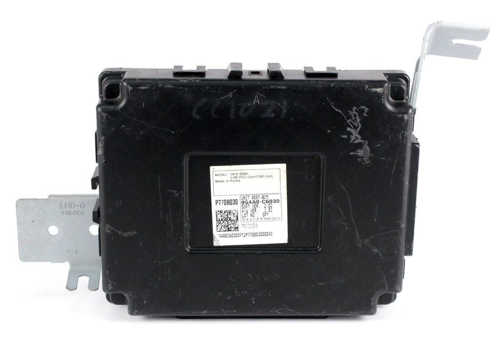 2020 Kia Sorento Center Dash Electronic Chassis Control Module Model 9 ...