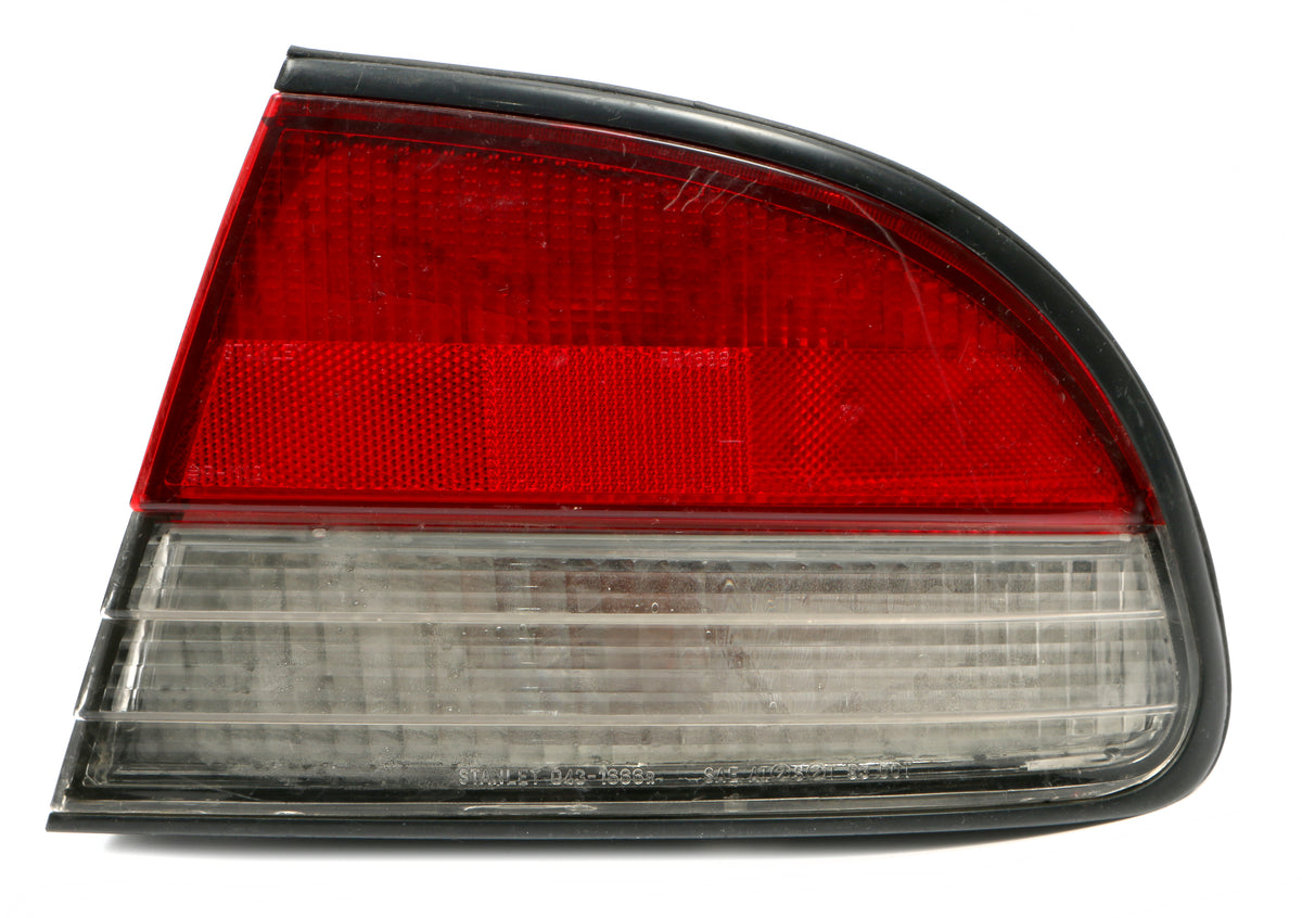 1997-1998 Mitsubishi Single Base Right Rear Tail Lamp Light Part 043-1 ...