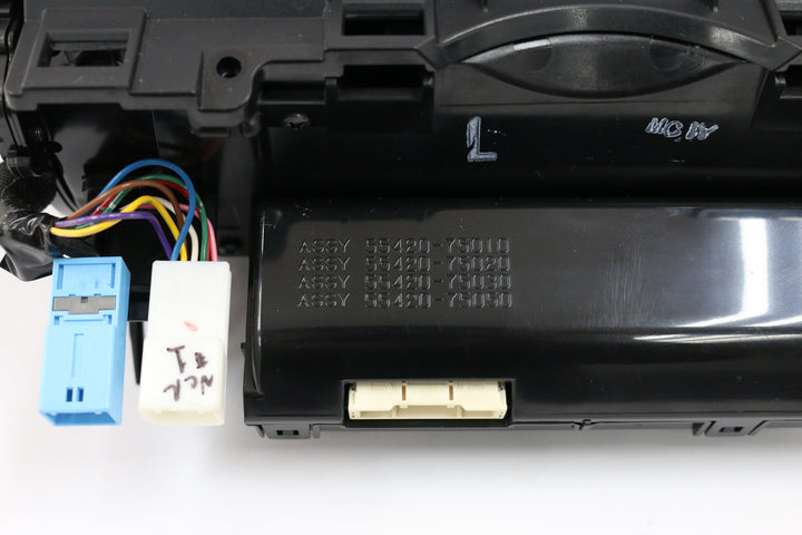 2010-12 Lexus HS250H Radio Information Display Screen Module w