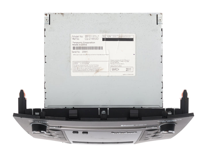 2010-2013 Suzuki Kizashi AM FM Radio SiriusXM Bluetooth CD Player