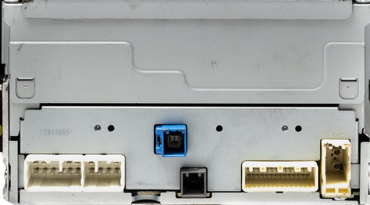 2011-2012 Toyota Corolla AM FM Radio Single CD Face Code A518AH