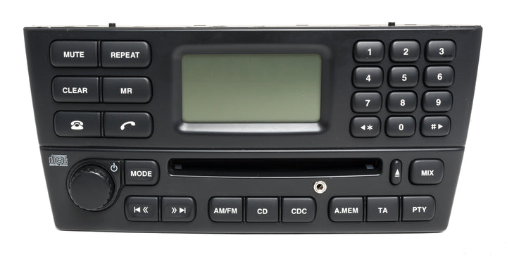 JAGUAR 純正 カーオーディオ 本体 2003年製 2002-2003 Jaguar X-Type Radio AM FM Single Disc CD Player & Aux