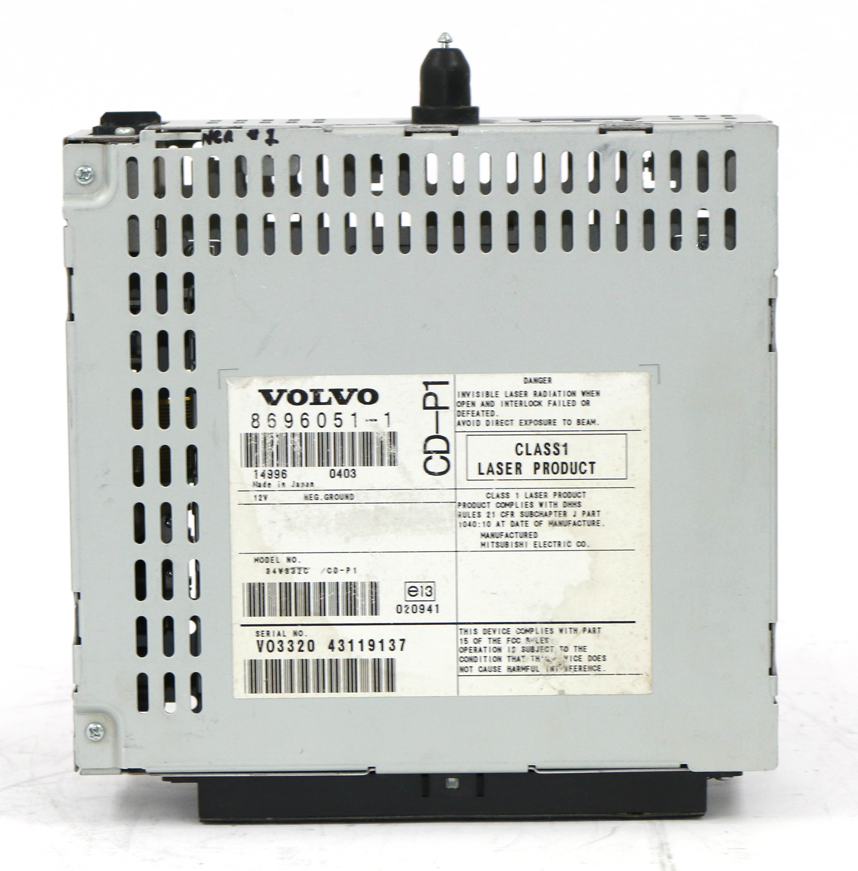 36050651 2004-2007 Volvo 40 Series 50 Series Radio AM FM CD Player 8696051-1 ...