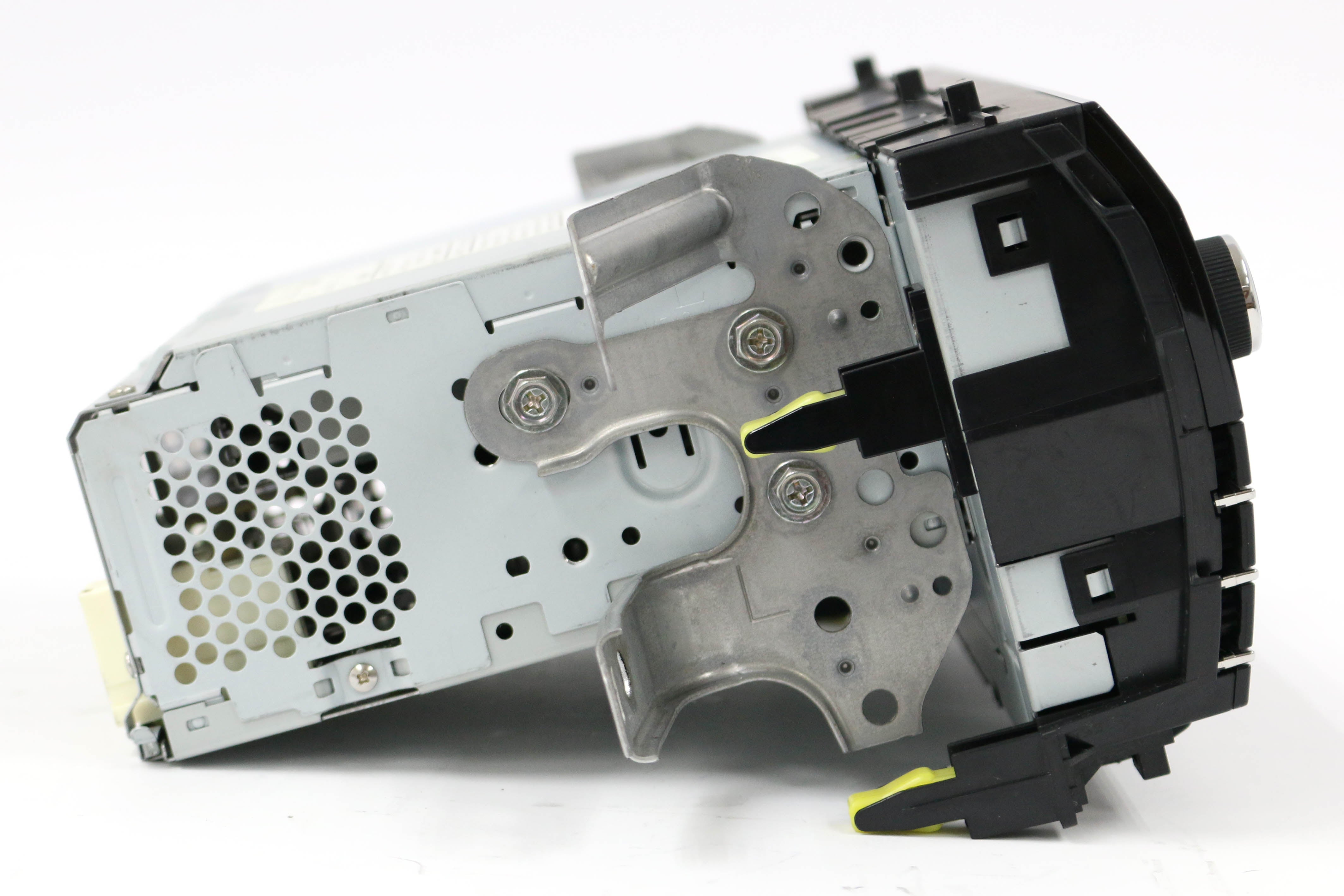 85640007 Toyota Corolla 2015-16 AM FM Radio CD Player 6.1